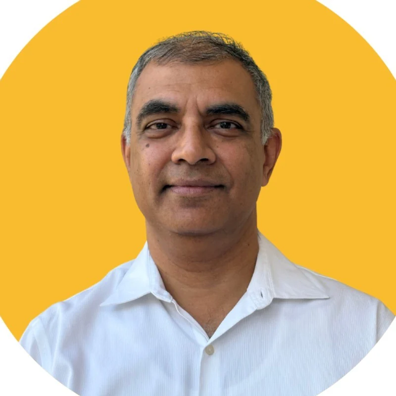 Suren Kapse, PCC, executive coach and cross-cultural leadership advisor based in Tampa, Florida